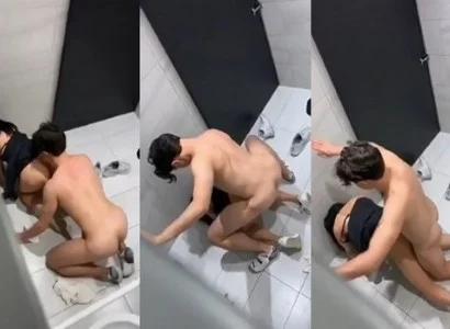 Hai người trong WC quán bar quan hệ trong nhà vệ sinh và bị ghi lại